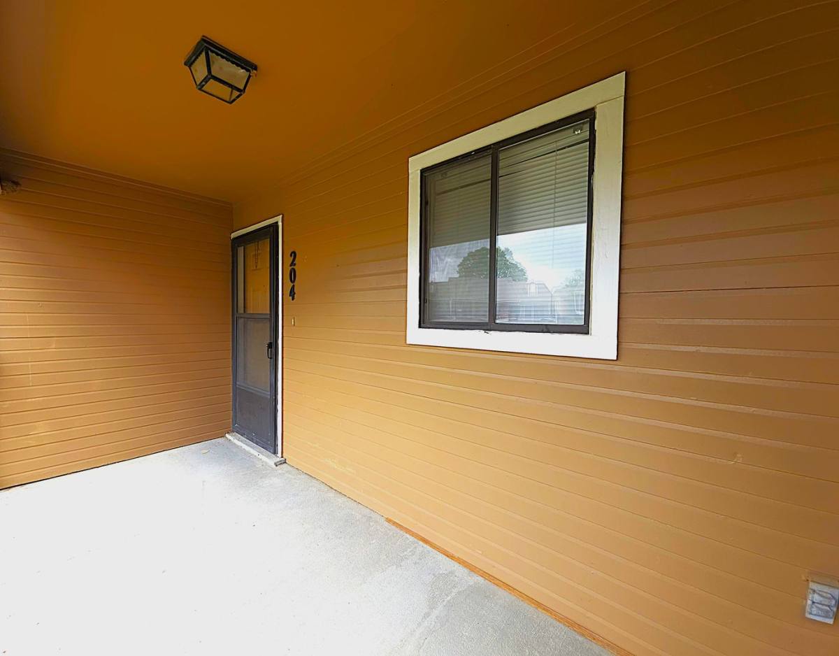 Condo for rent at 400 W S Town Dr, Tyler, TX 75703