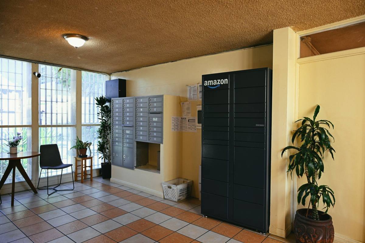 Apartment for rent at 1767 Orchid Ave, Los Angeles, CA 90028