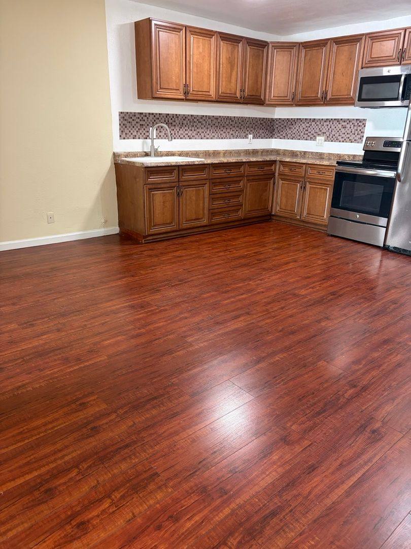 Apartment for rent at 1767 Orchid Ave, Los Angeles, CA 90028