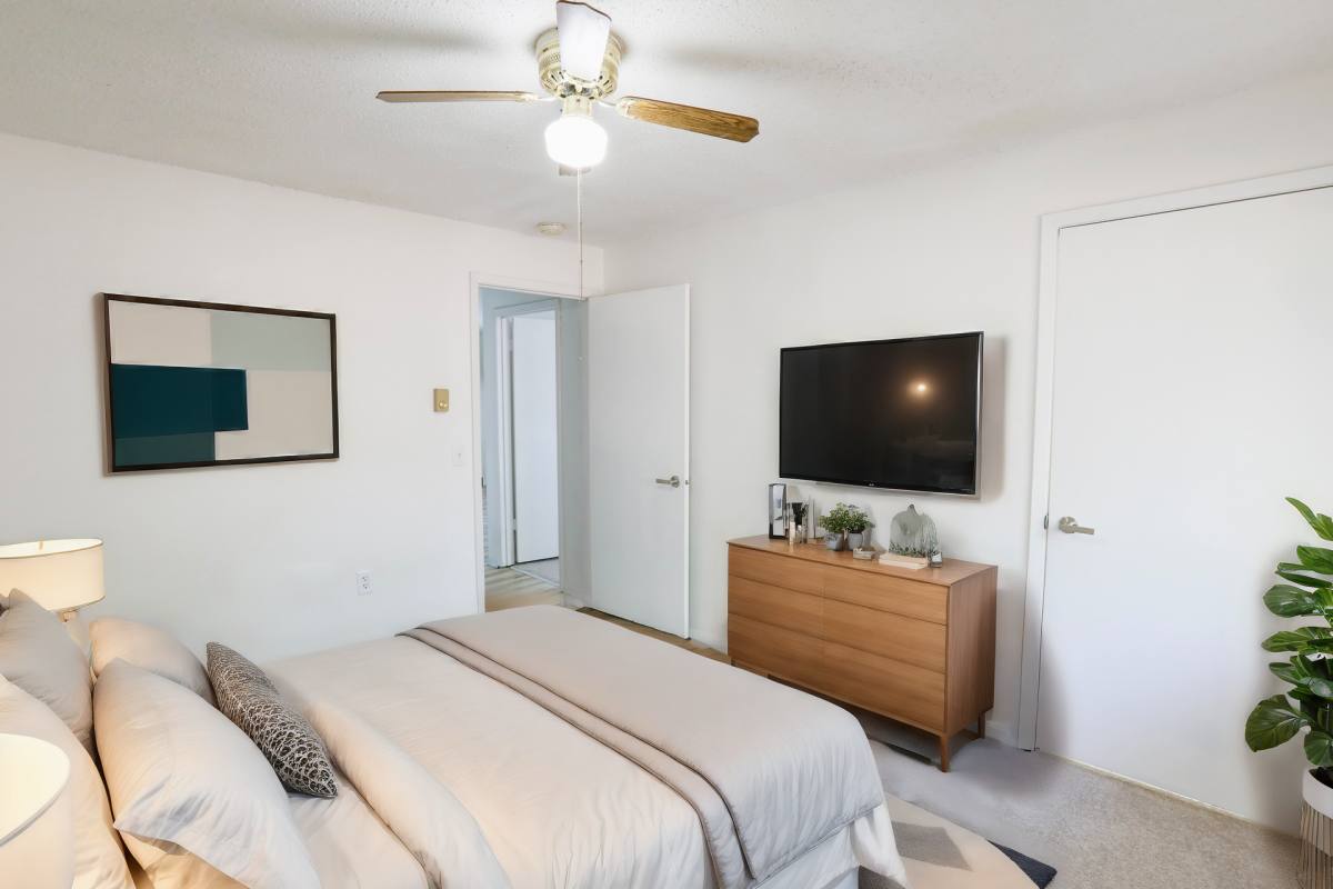 Apartment for rent at 1212 Holly Dr, Norwalk, IA 50211