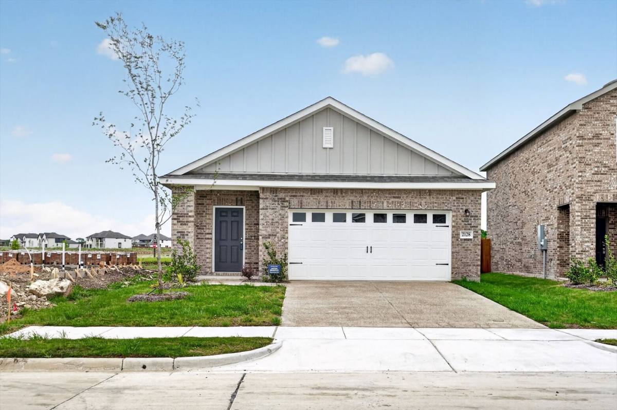 House for rent at 2128 Meadow Park, Melissa, TX 75454