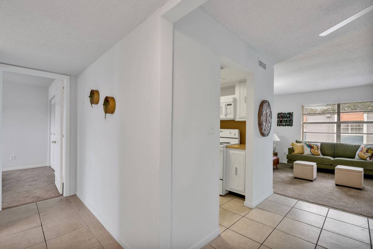 Apartment for rent at 5255 62nd St N, Saint Petersburg, FL 33709