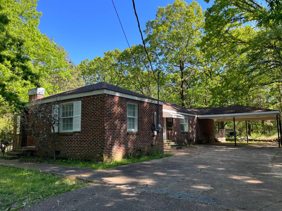 House for rent at 148 Highway 30 E, Oxford, MS 38655