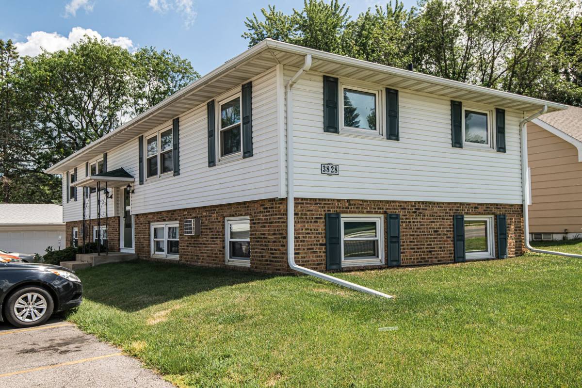 Apartment for rent at 3906 18th Ave NW, Rochester, MN 55901