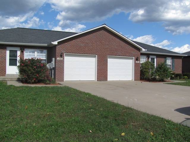Apartment for rent at 117 Croghan Way, Vine Grove, KY 40175