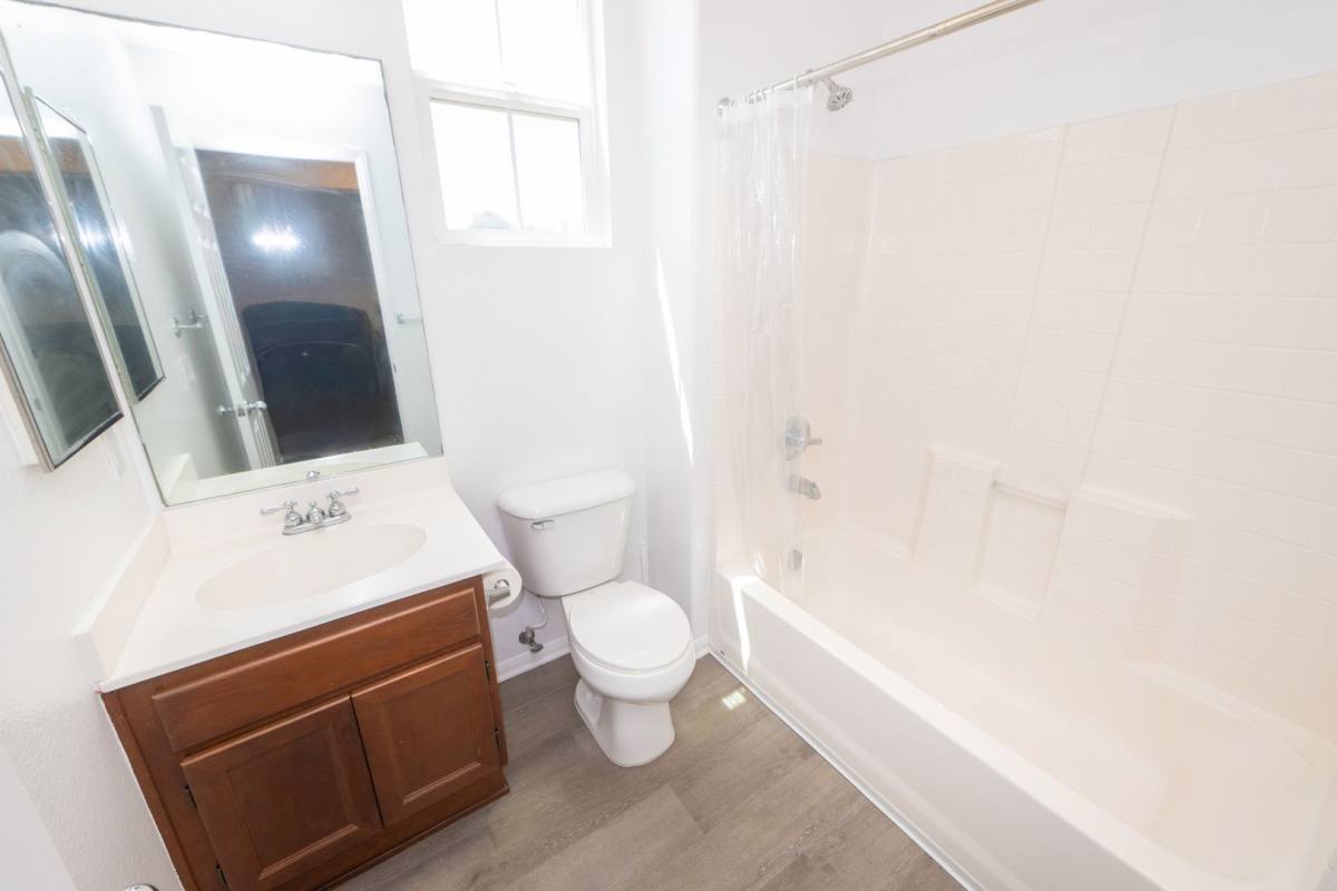 Townhouse for rent at 1282 Fools Gold Way, Chula Vista, CA 91913