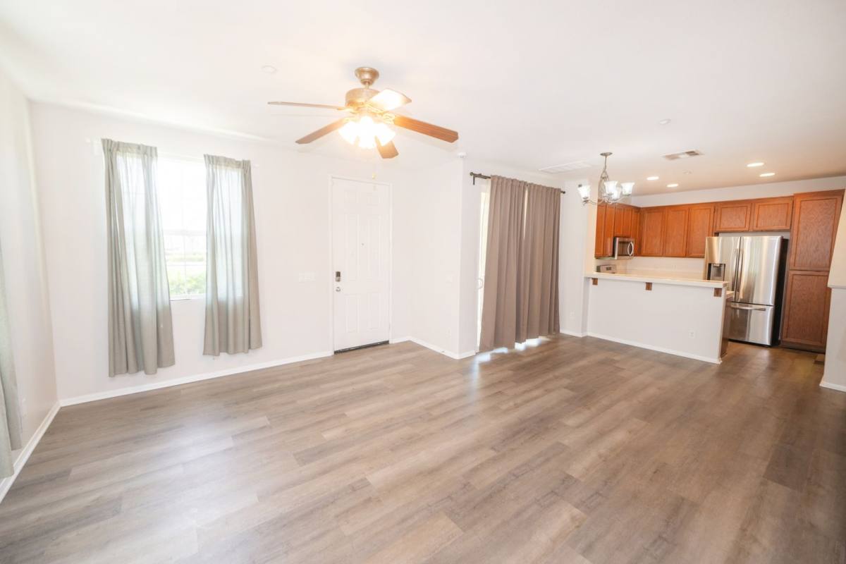 Townhouse for rent at 1282 Fools Gold Way, Chula Vista, CA 91913