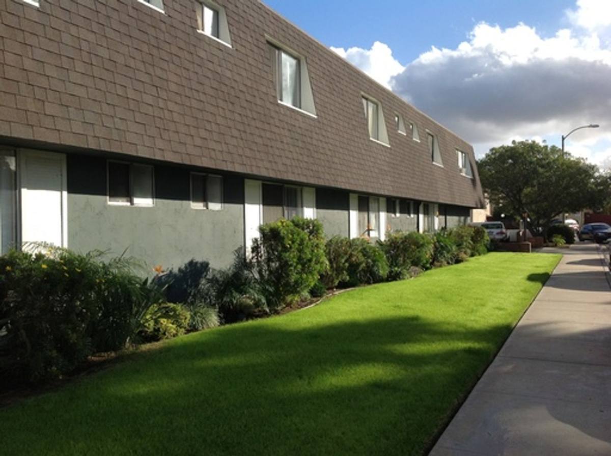 Apartment for rent at 325 Parkett Lane, El Cajon, CA 92020