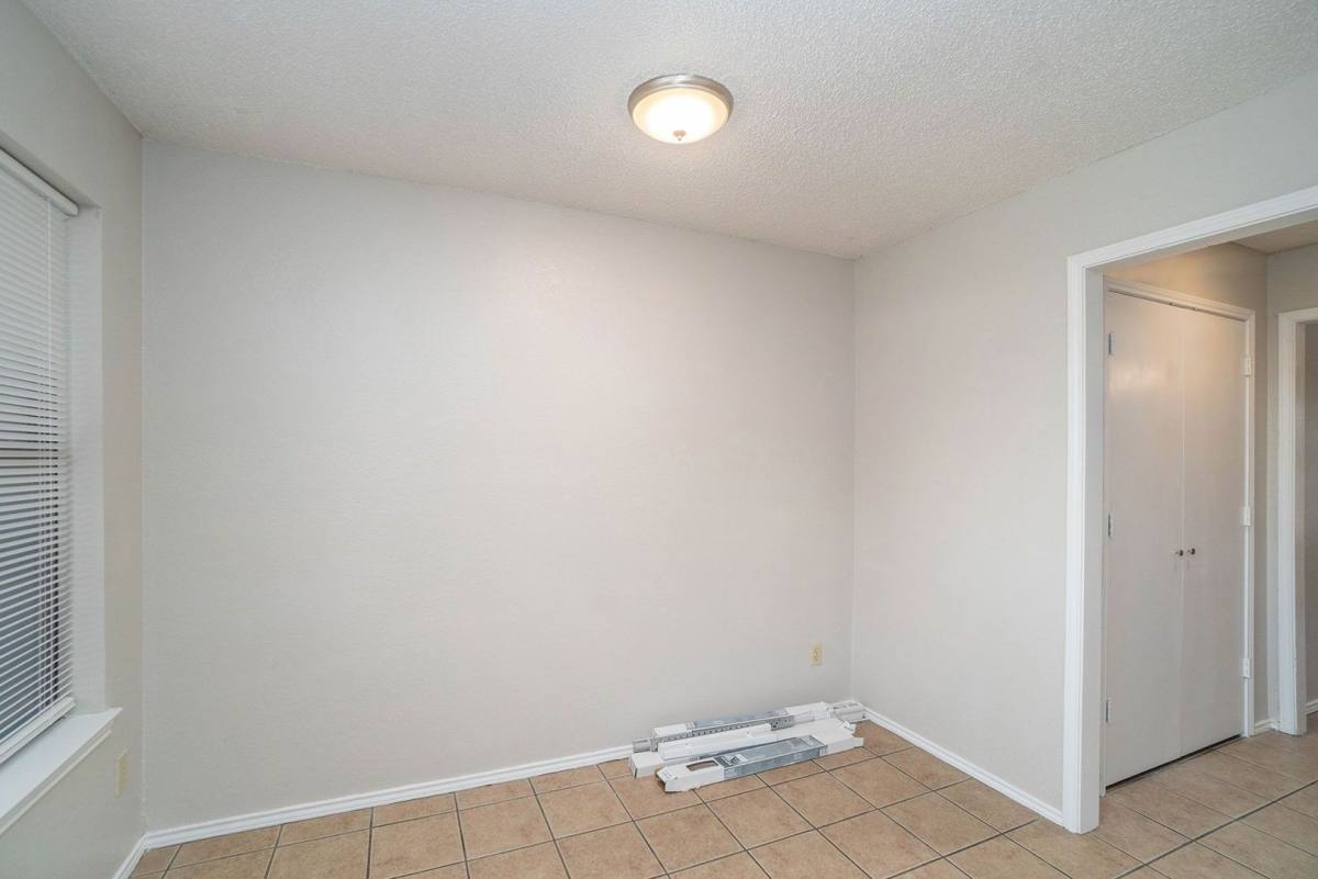 House for rent at 3301 Aurora St #B, Haltom City, TX 76117