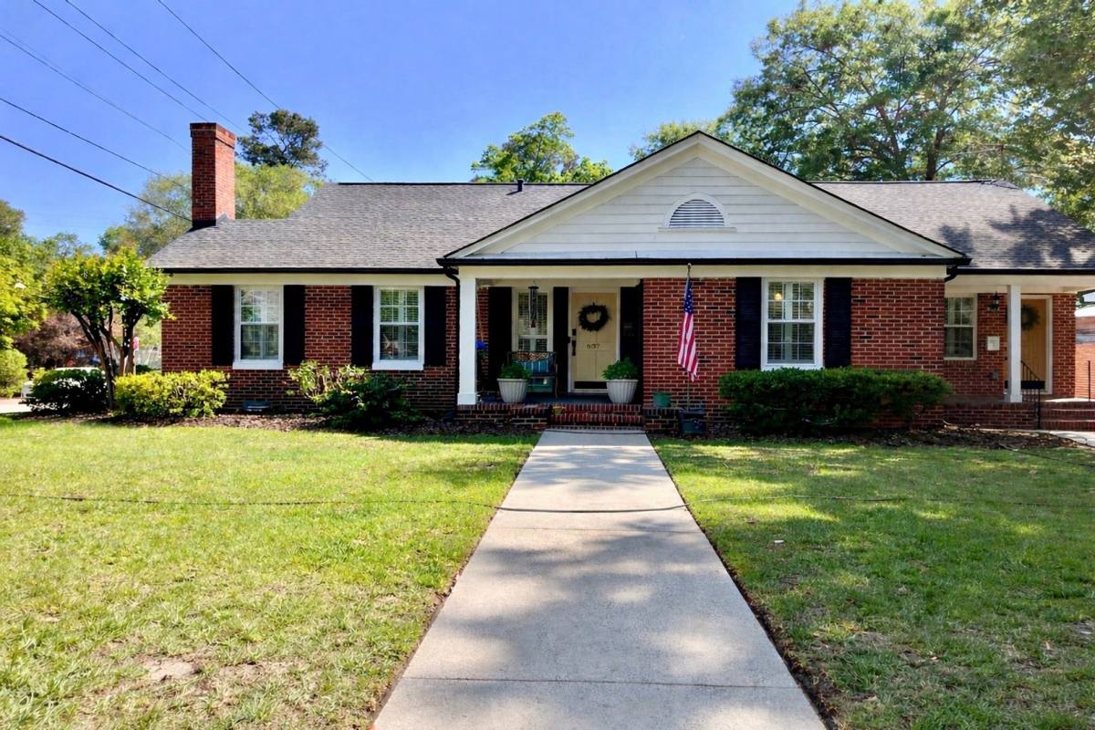 House for rent at 637 Columbus Dr, Savannah, GA 31405