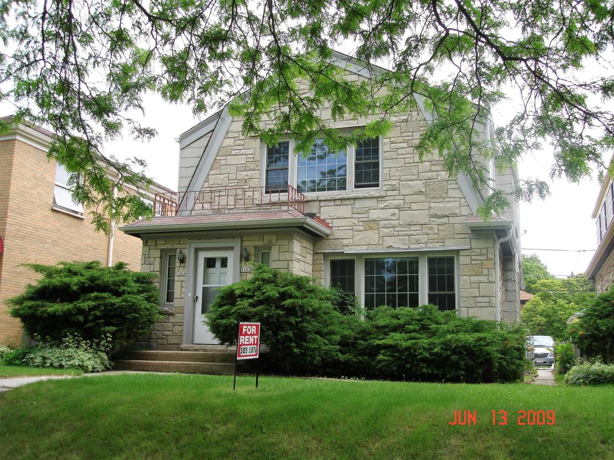 Apartment for rent at 3462-64 N Humboldt Blvd, Milwaukee, WI 53212