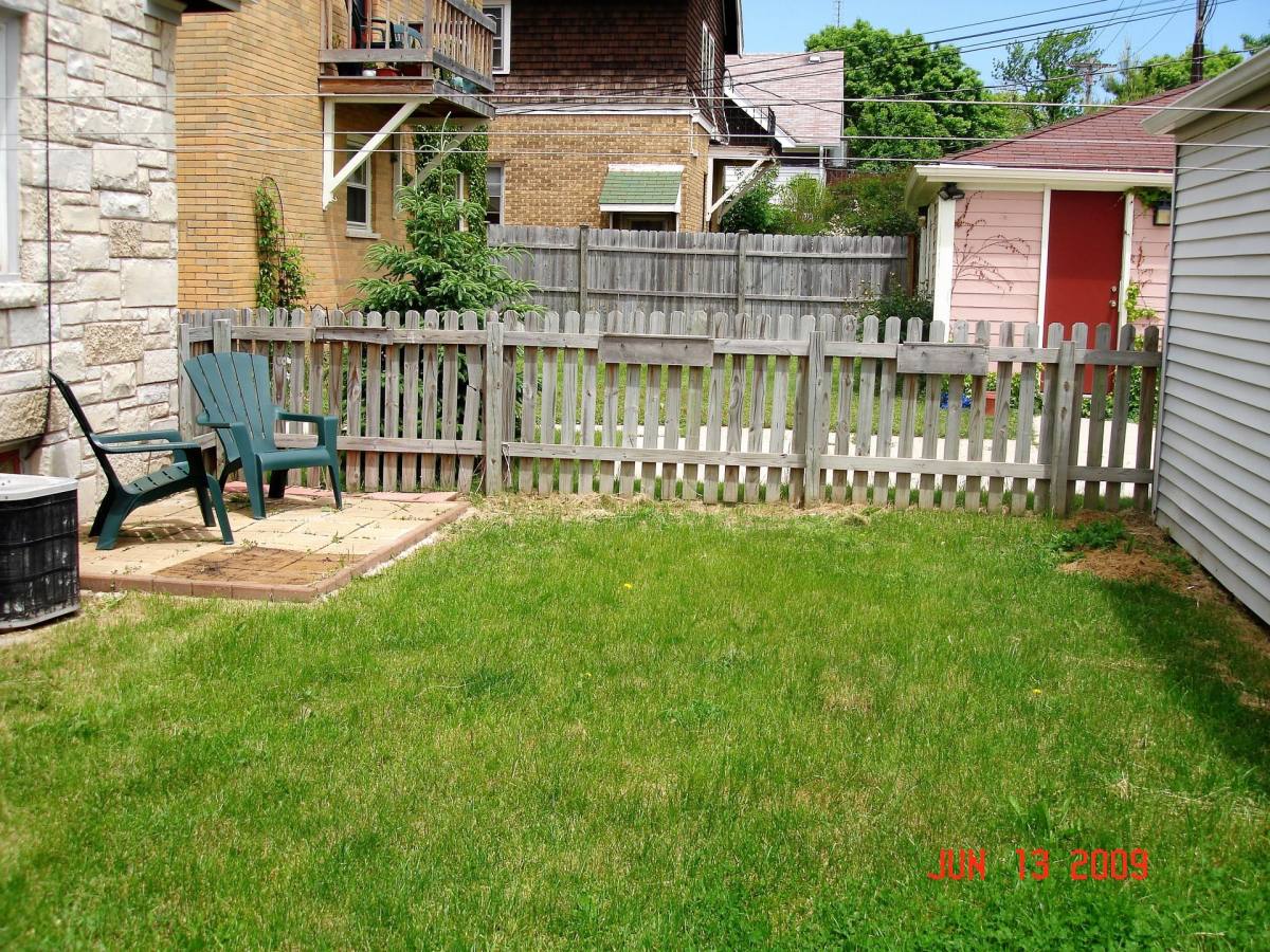 Apartment for rent at 3462-64 N Humboldt Blvd, Milwaukee, WI 53212