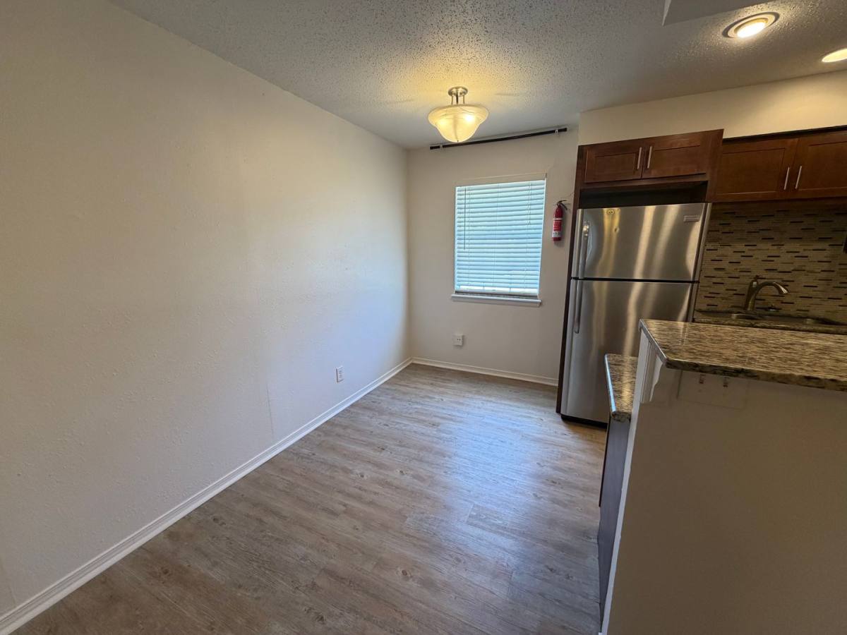Apartment for rent at 700-710 NW 17th St, Oklahoma City, OK 73103
