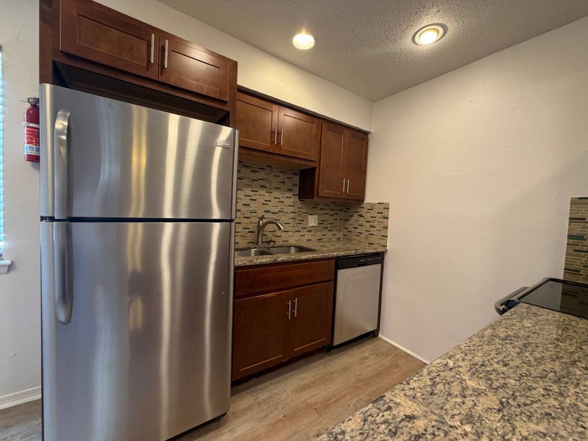 Apartment for rent at 700-710 NW 17th St, Oklahoma City, OK 73103