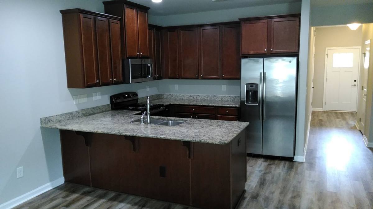 Townhouse for rent at 206 Park Meadows Dr, Matthews, NC 28104