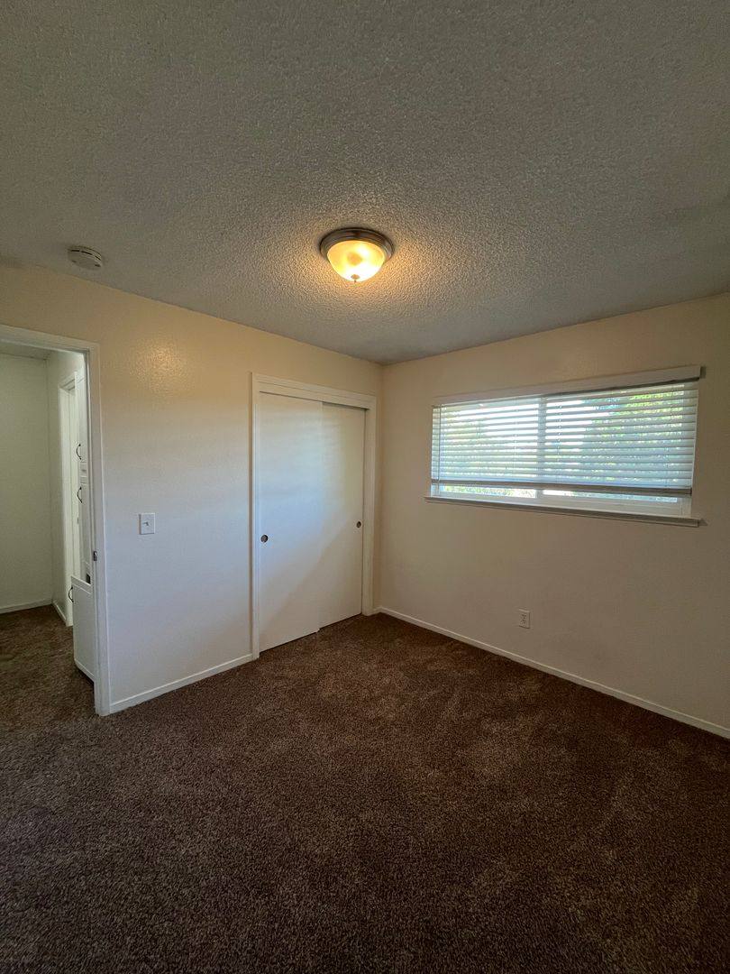 Apartment for rent at 2415-2425 O St, Merced, CA 95340