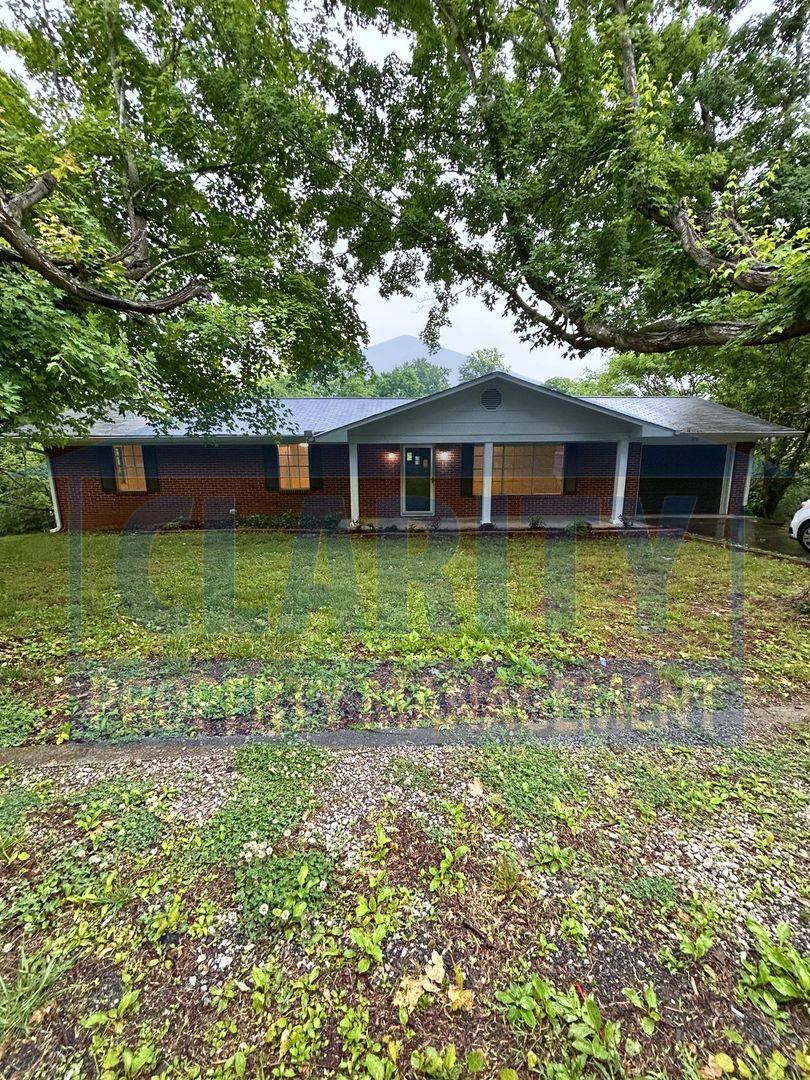 House for rent at 809 SE Dockery Lane, Cleveland, TN 37323