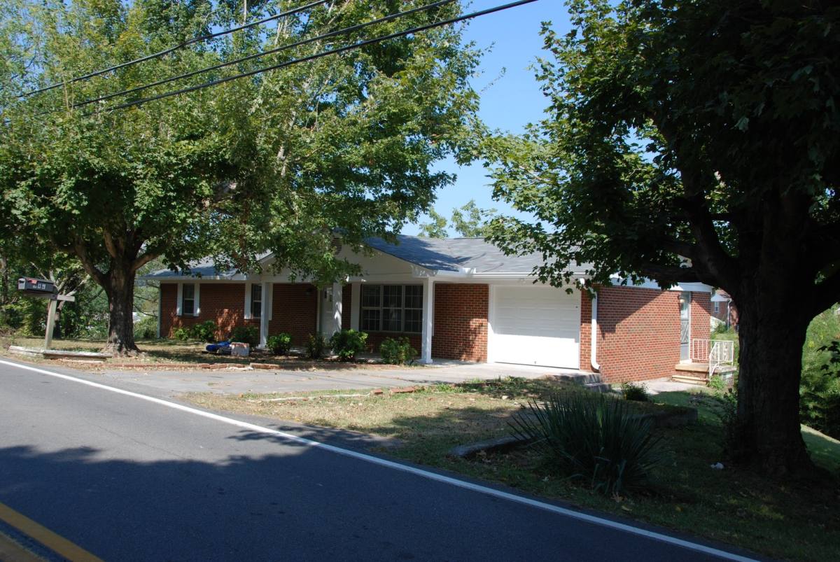 House for rent at 809 SE Dockery Lane, Cleveland, TN 37323