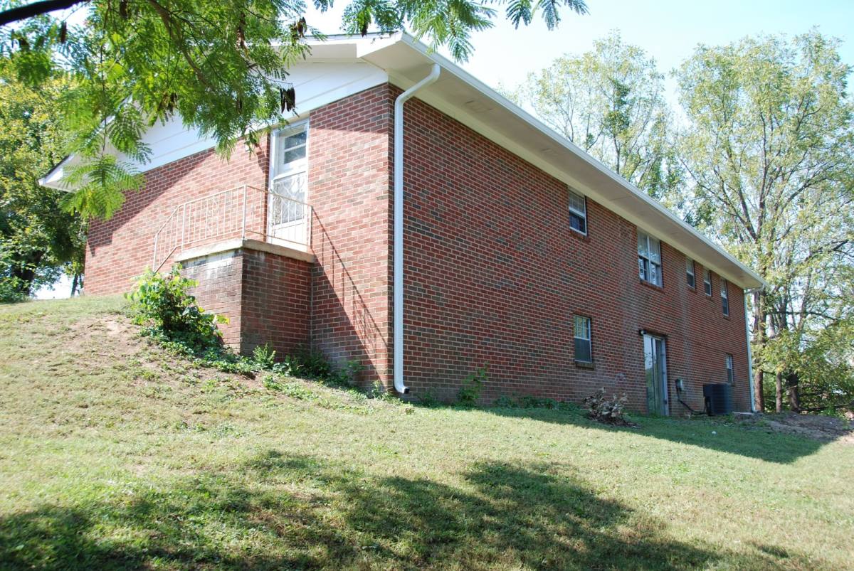 House for rent at 809 SE Dockery Lane, Cleveland, TN 37323