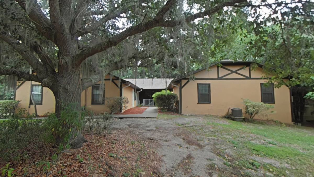 Apartment for rent at 510 SE 11th St, Ocala, FL 34471
