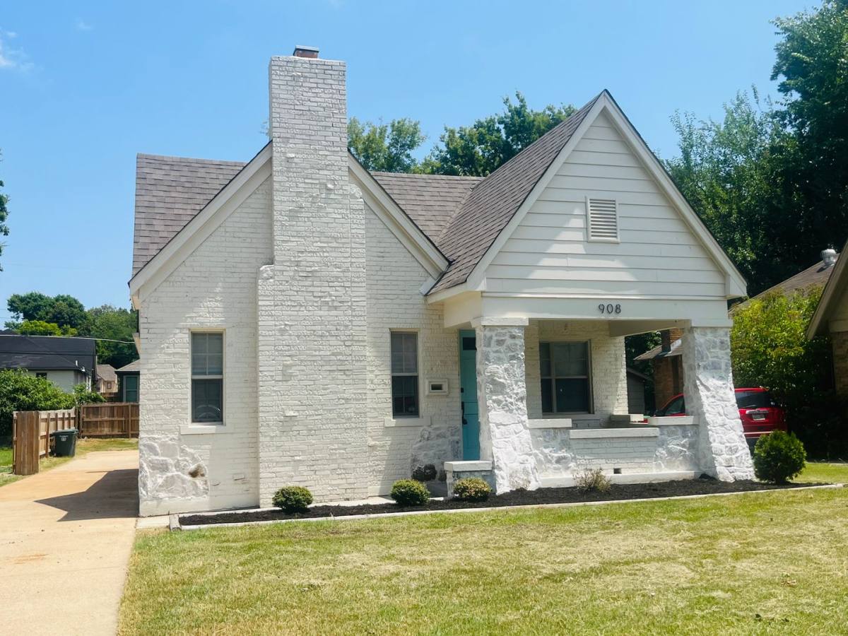 House for rent at 908 Maury St, Memphis, TN 38107