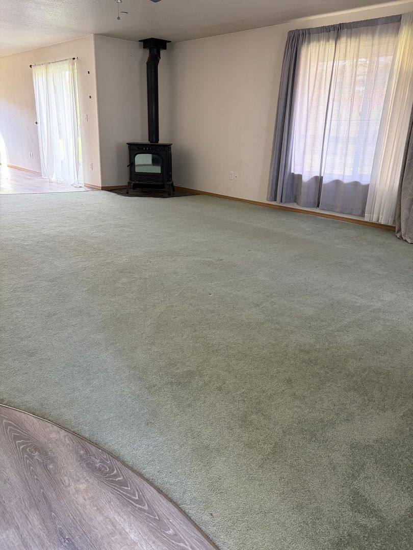House for rent at 183 E Roosevelt St, Carlton, OR 97111
