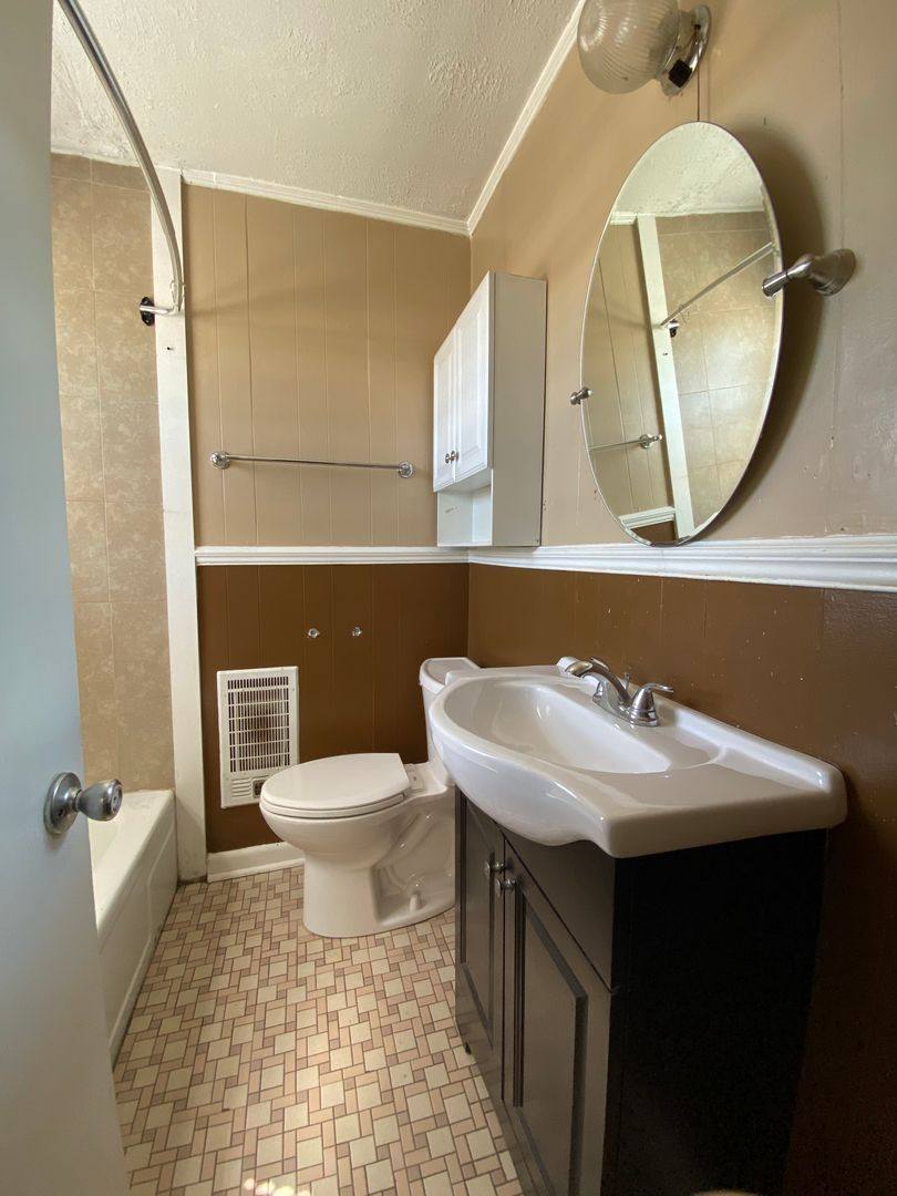 Apartment for rent at 1120 Stewart St, Oxford, AL 36203