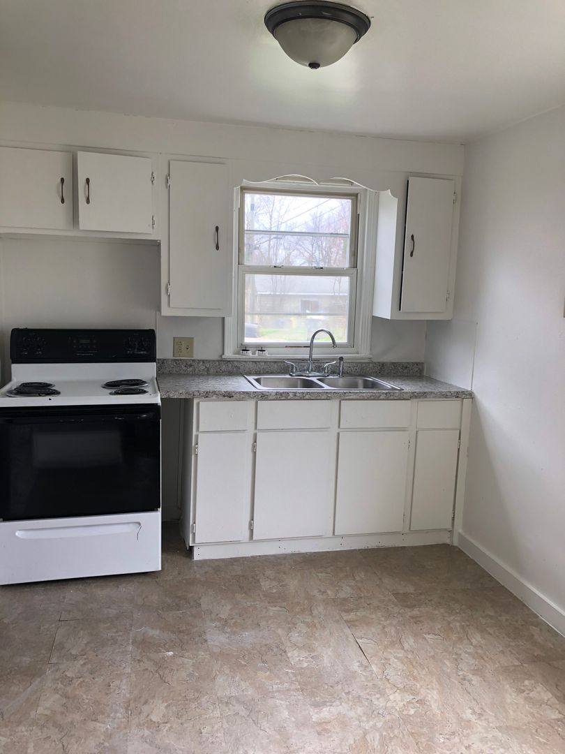 House for rent at 3127 Pennsylvania St, Fort Wayne, IN 46803