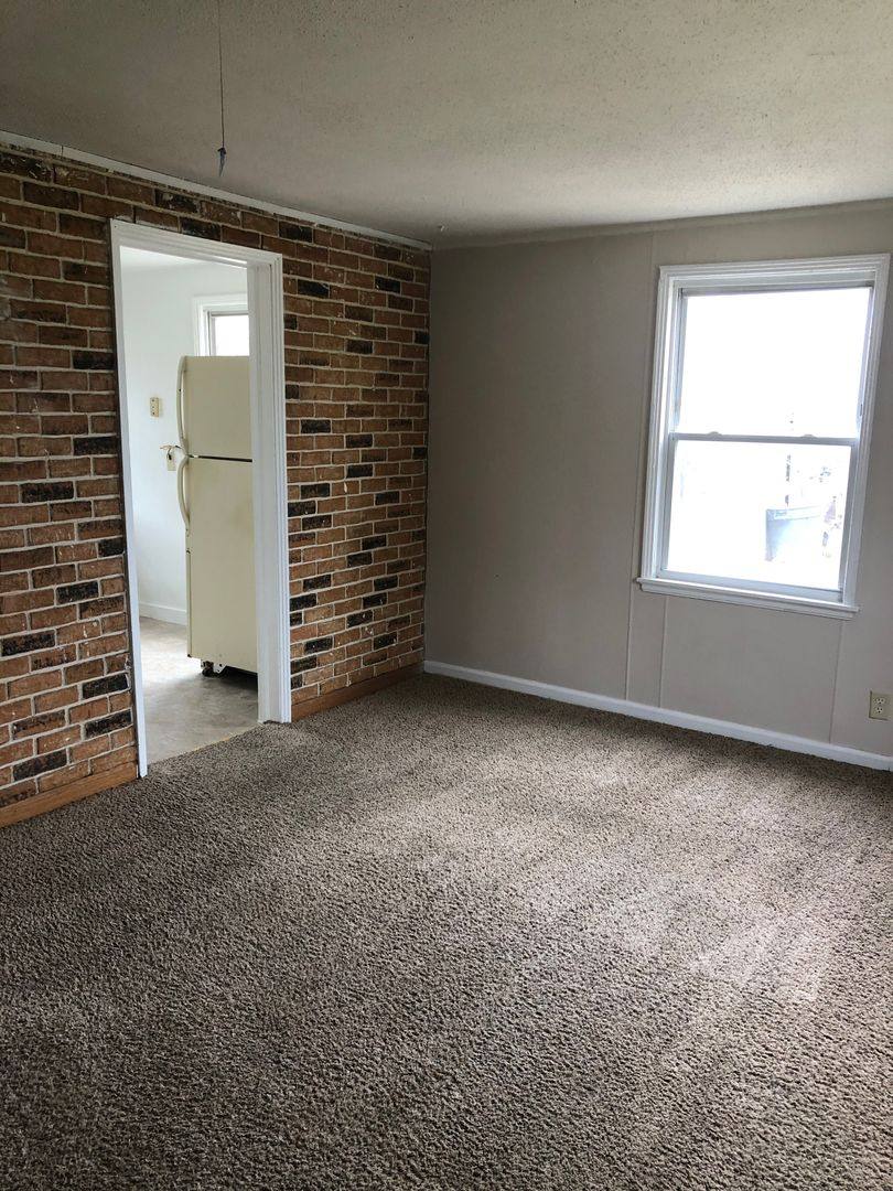 House for rent at 3127 Pennsylvania St, Fort Wayne, IN 46803