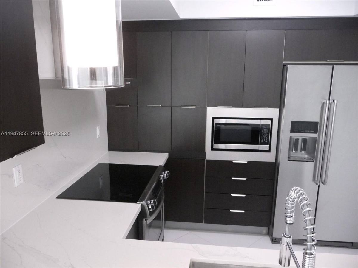House for rent at 250 Sunny Isles Blvd 3-705, North Miami Beach, FL 33160
