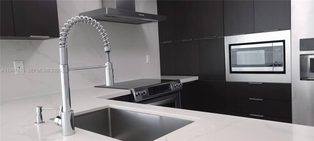 House for rent at 250 Sunny Isles Blvd 3-705, North Miami Beach, FL 33160
