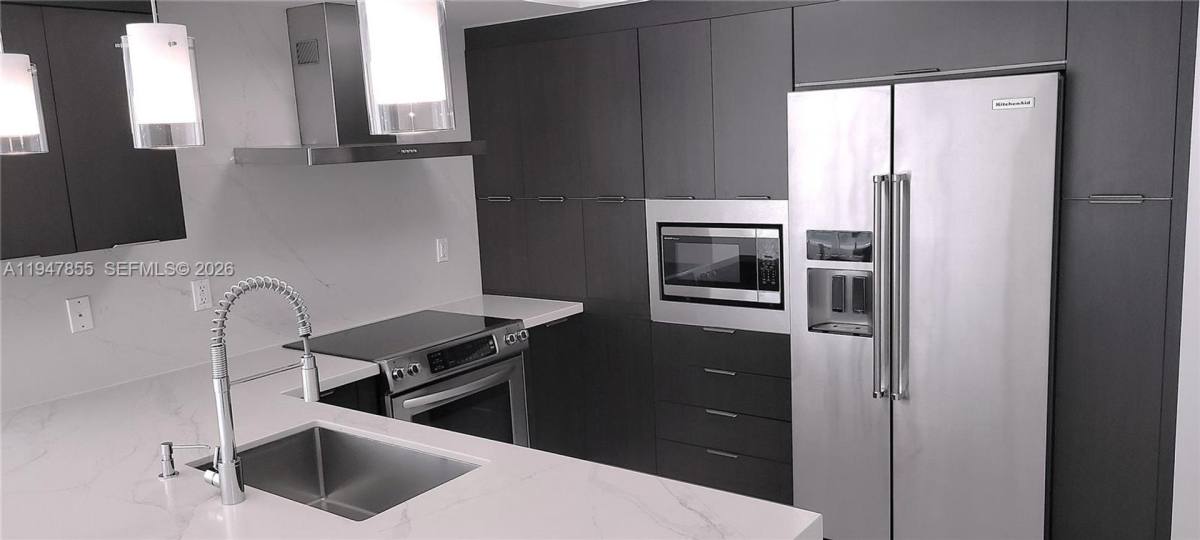 House for rent at 250 Sunny Isles Blvd 3-705, North Miami Beach, FL 33160