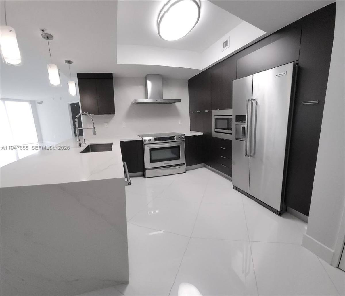 House for rent at 250 Sunny Isles Blvd 3-705, North Miami Beach, FL 33160