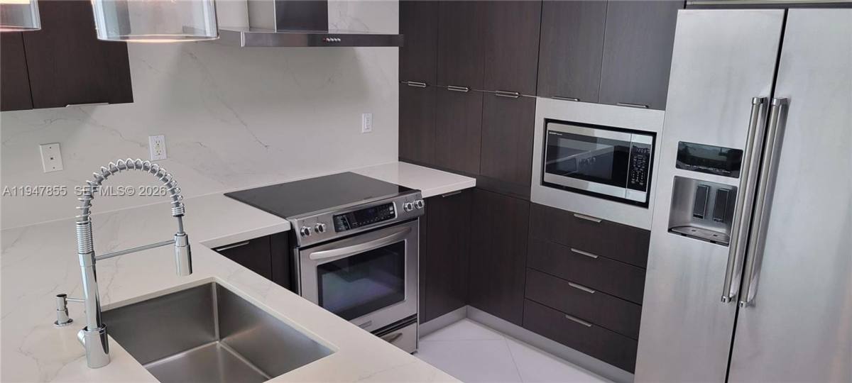 House for rent at 250 Sunny Isles Blvd 3-705, North Miami Beach, FL 33160