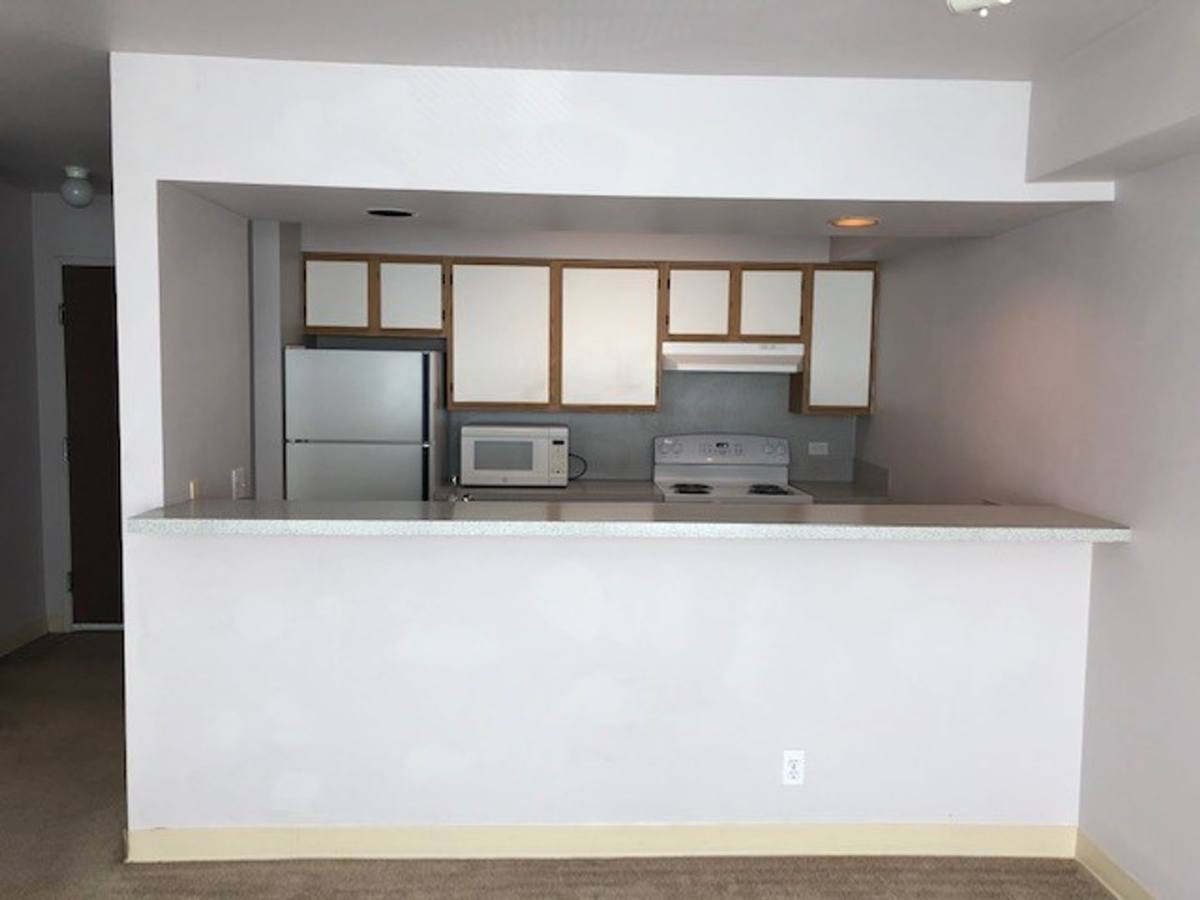 Apartment for rent at 920 NE 63rd St, Seattle, WA 98115
