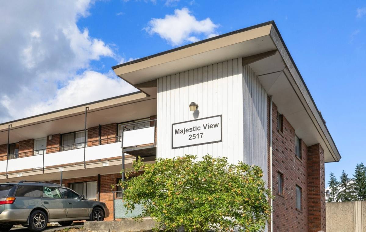 Apartment for rent at 2517 Howard Ave, Everett, WA 98203