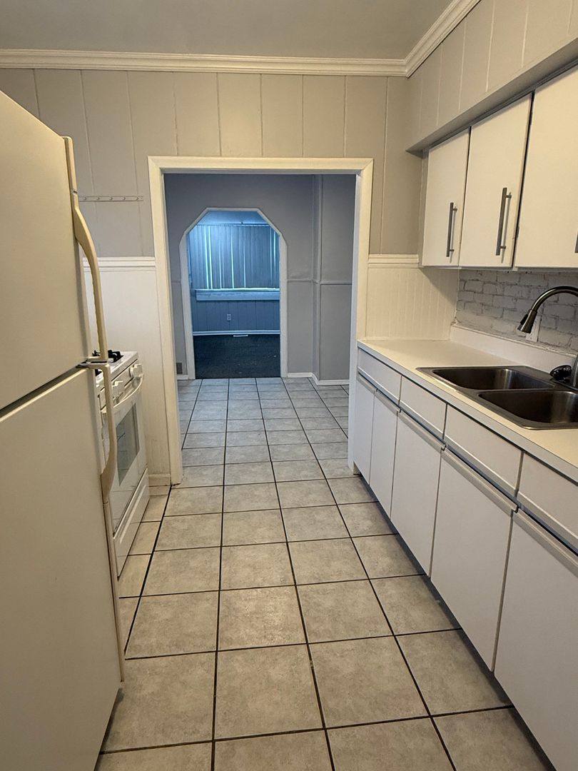House for rent at 25202 Firwood, Warren, MI 48089