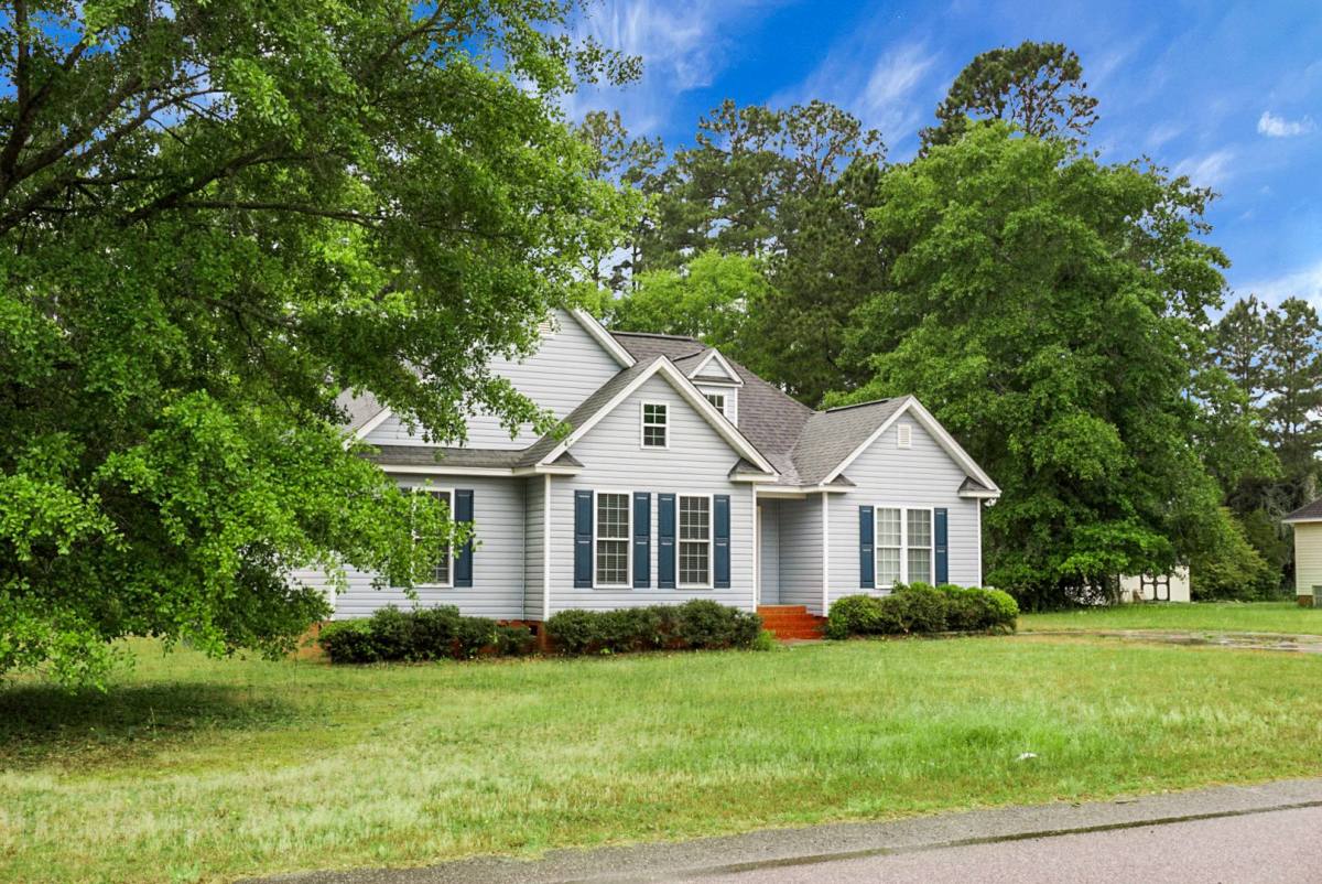 House for rent at 164 Airy Hall Dr, Orangeburg, SC 29118
