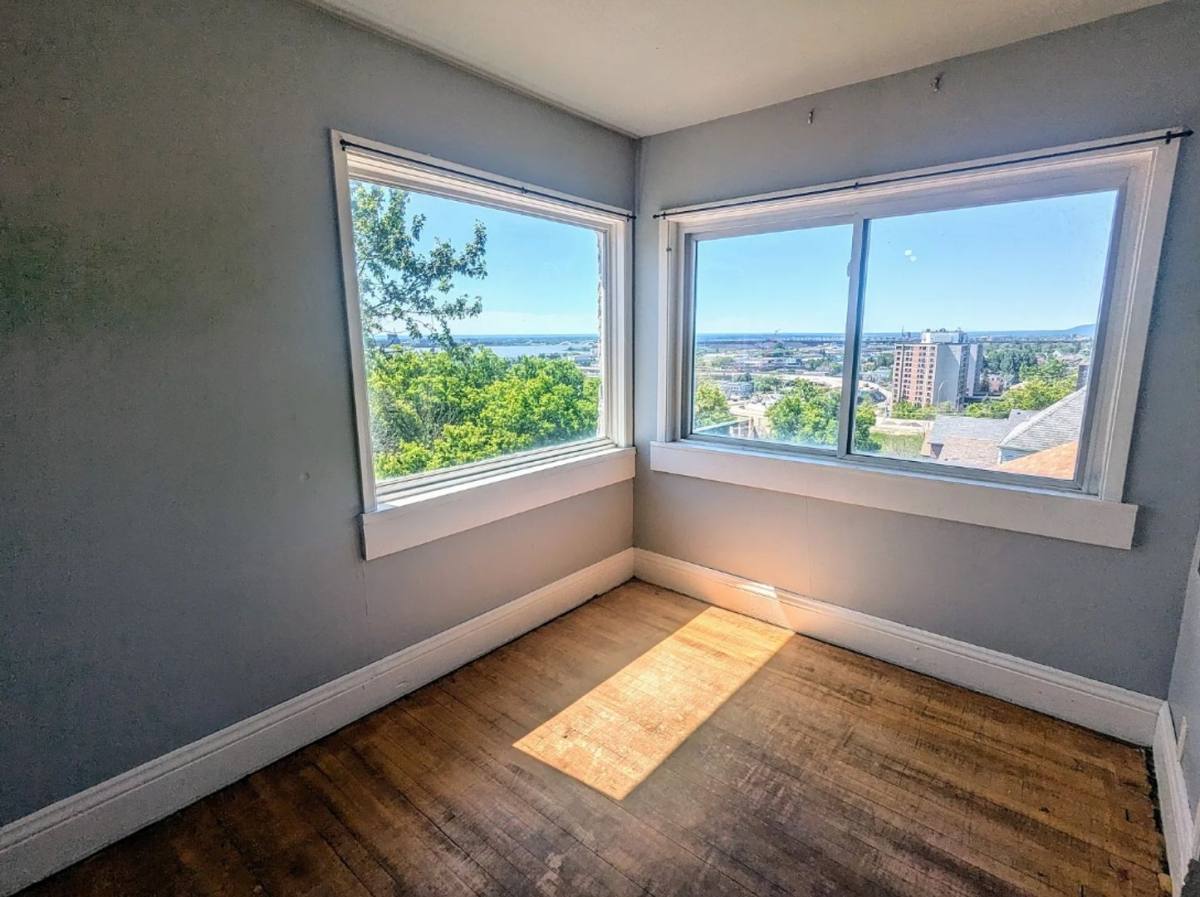 Apartment for rent at 1802 W 3rd St, Duluth, MN 55806