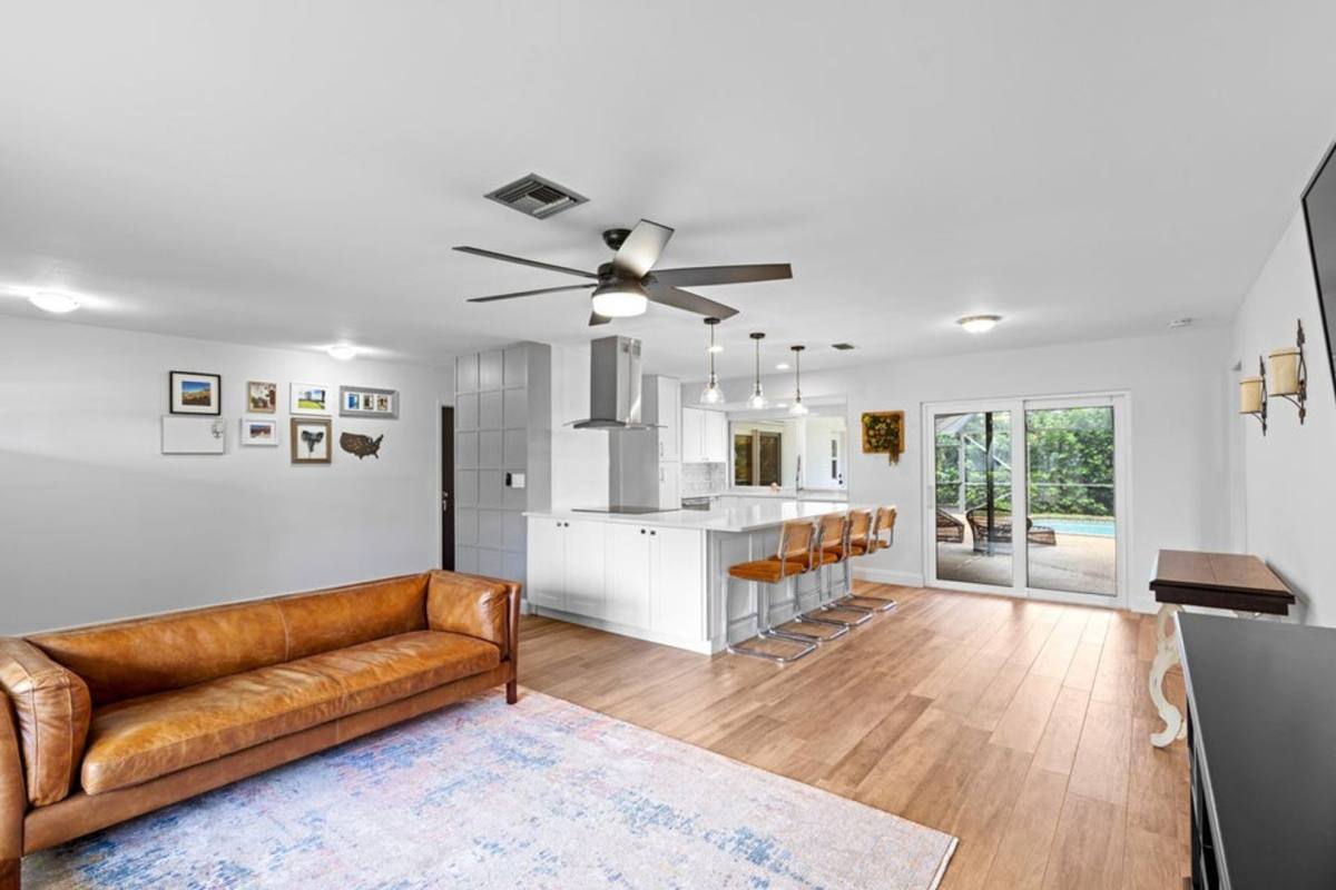 House for rent at 1039 NW 8th St, Boca Raton, FL 33486