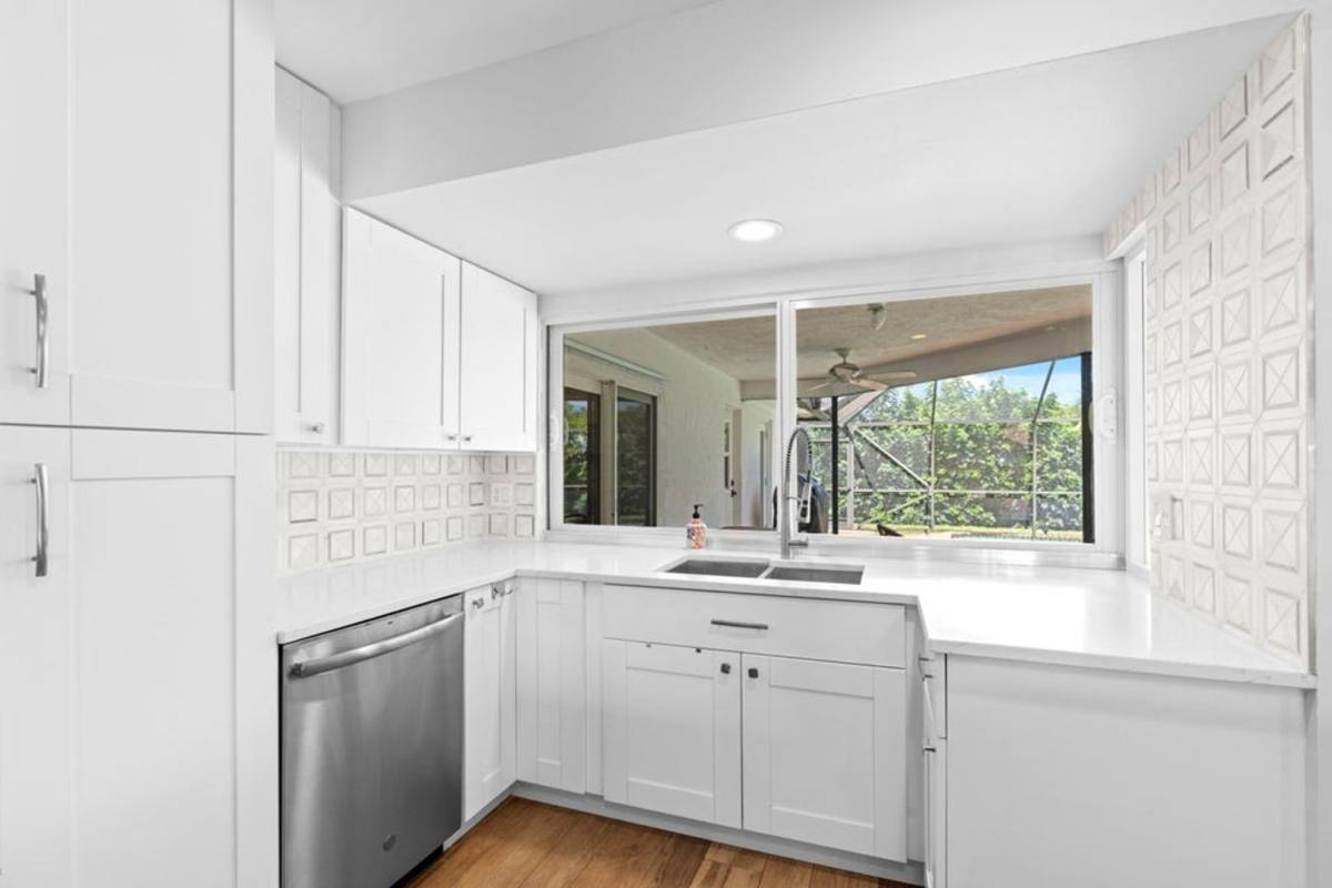 House for rent at 1039 NW 8th St, Boca Raton, FL 33486