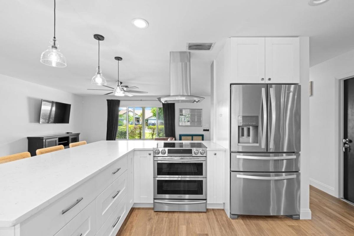 House for rent at 1039 NW 8th St, Boca Raton, FL 33486