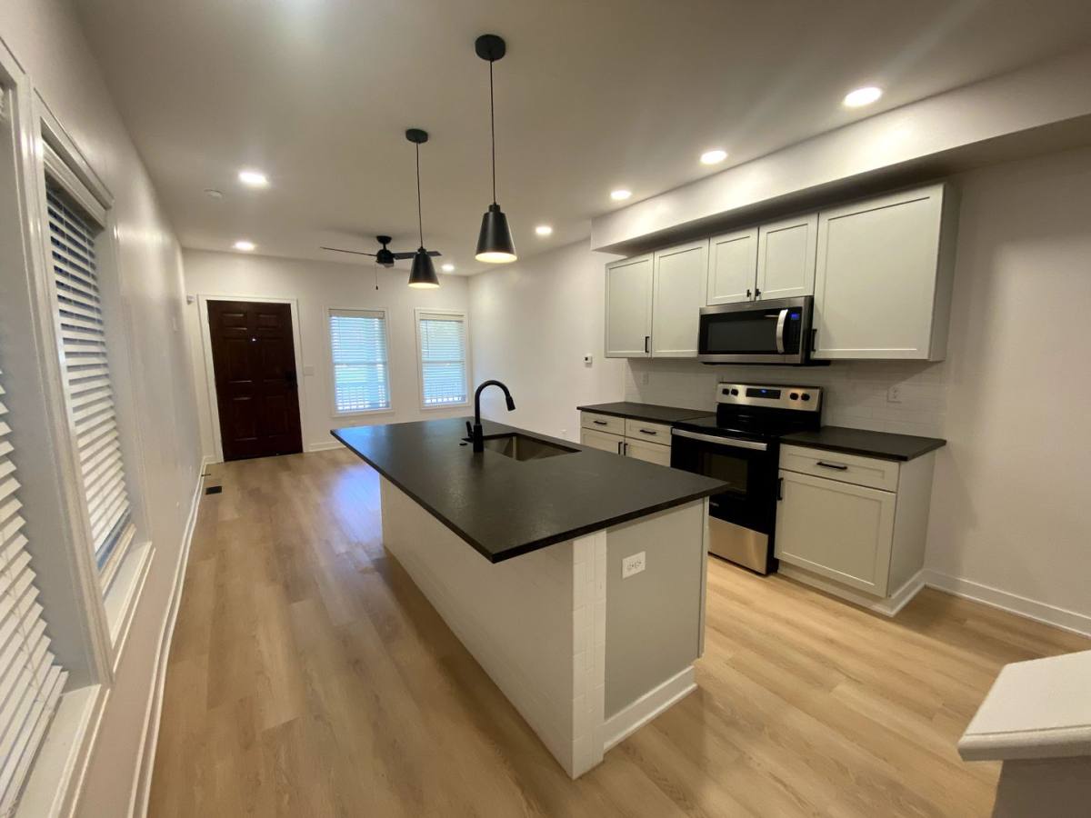 Apartment for rent at 1234 & 1236 Summit St, Columbus, OH 43201