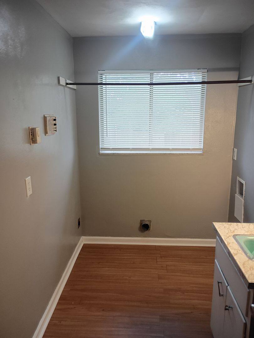 Apartment for rent at 1354-1356 Ohmer St, Dayton, OH 45410