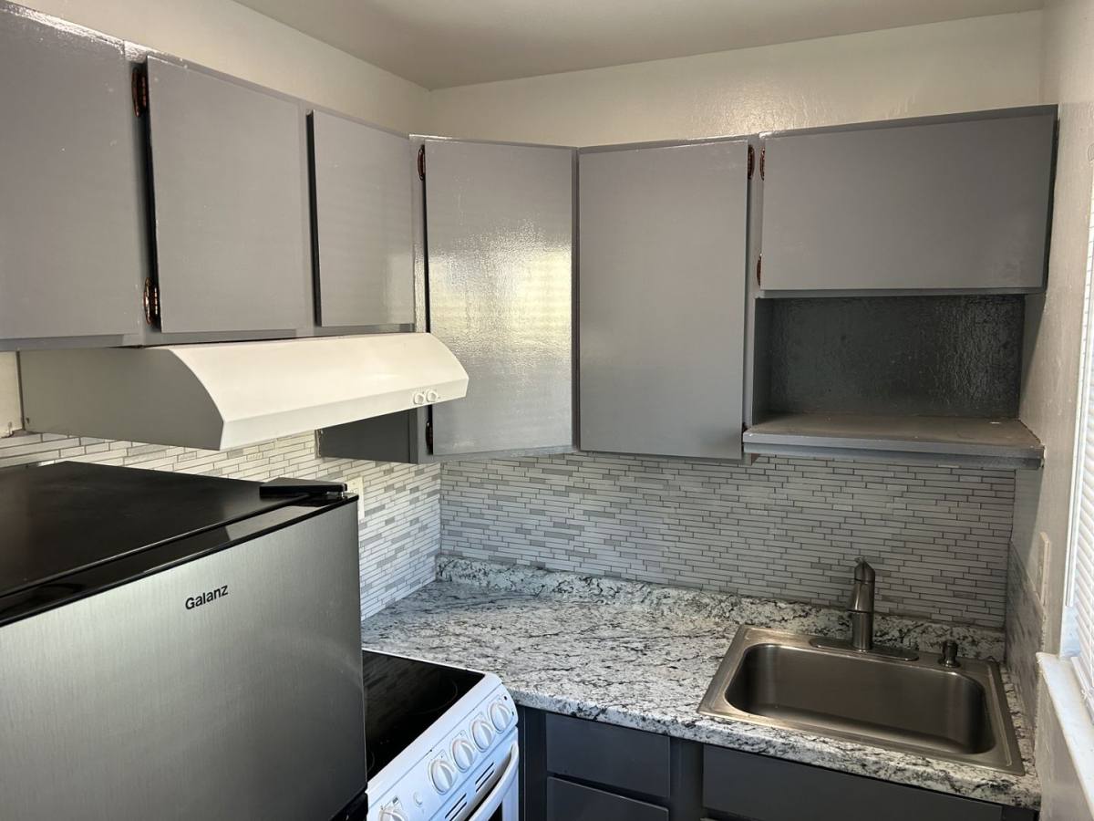 Apartment for rent at 218 Mississippi St, Vallejo, CA 94590