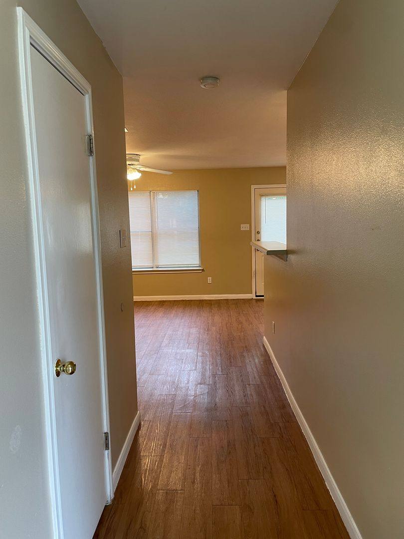 Townhouse for rent at 2400 Riddle Rd, Austin, TX 78748