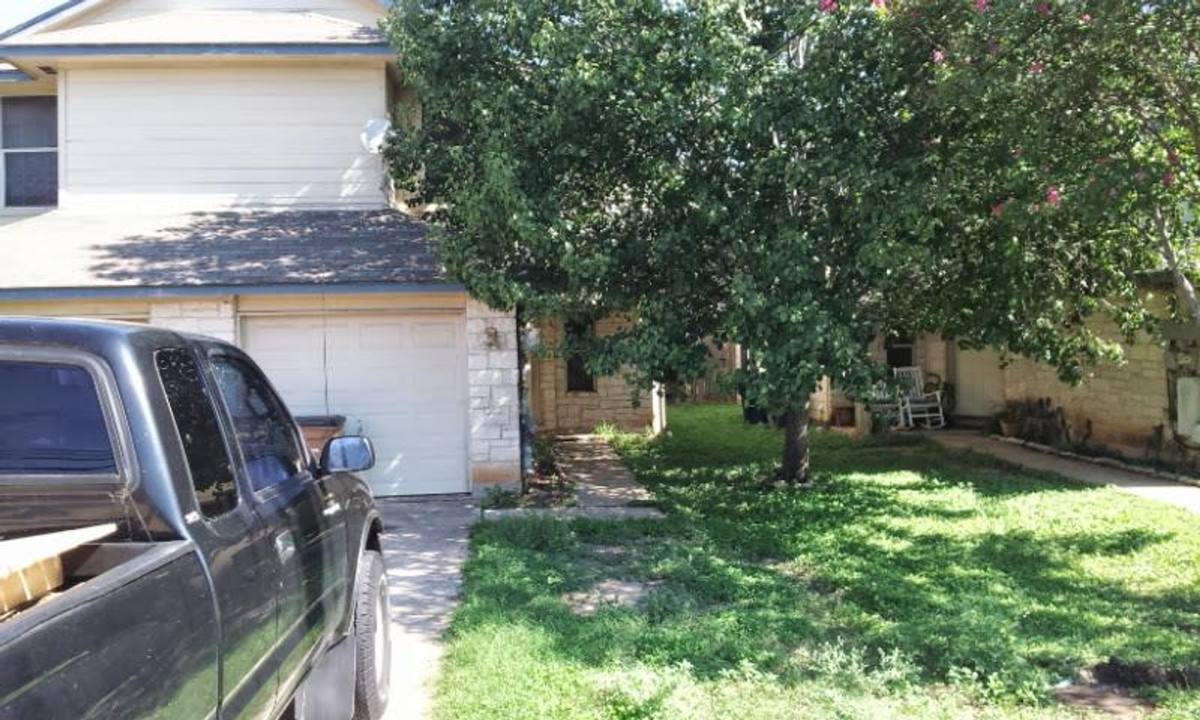 Townhouse for rent at 2400 Riddle Rd, Austin, TX 78748