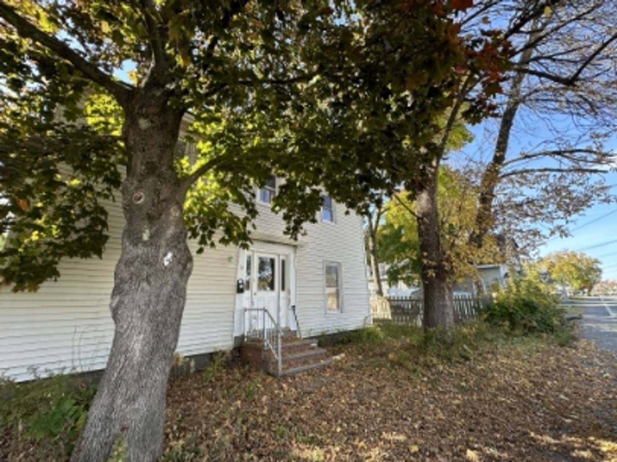 House for rent at 79 Parker St, Brewer, ME 04412