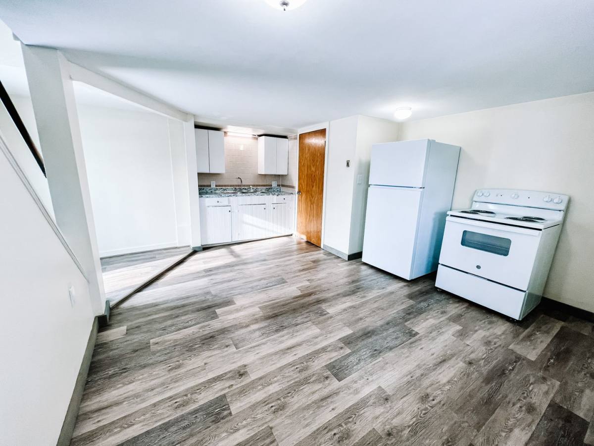 Apartment for rent at 41 Gage St, Augusta, ME 04330