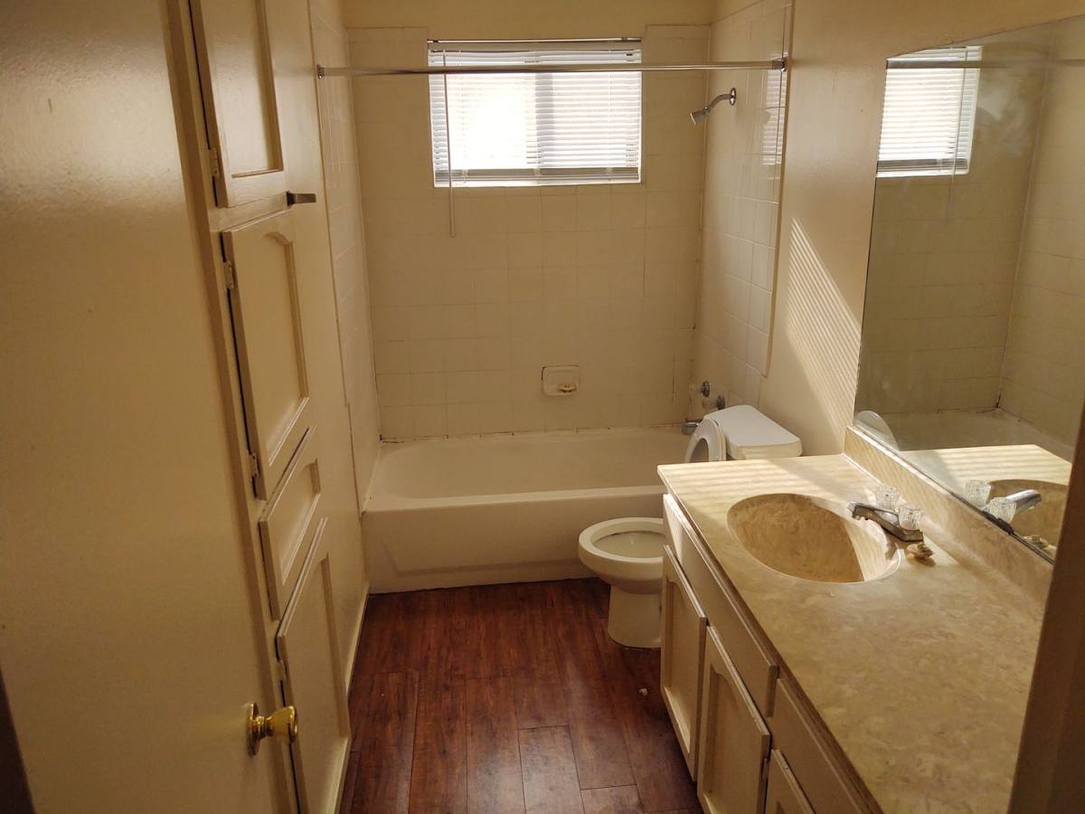 Apartment for rent at 240 & 242 Craddock St, San Marcos, TX 78666